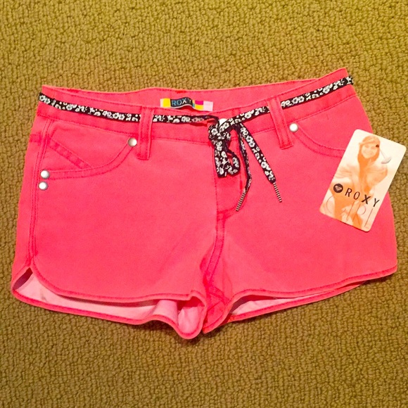 Girls Roxy shorts - Picture 1 of 4